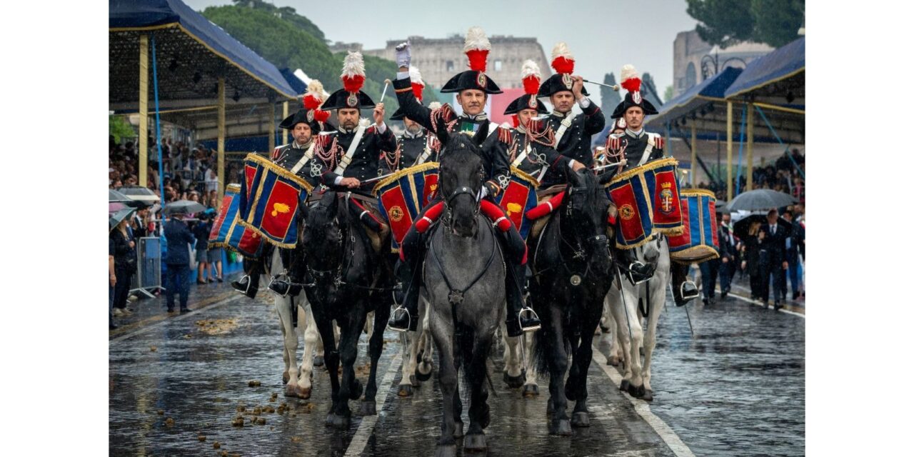 VENERDÌ 28 FEBBRAIO ALLE 9.30 IN PIAZZA UNITÀ CONCERTO DELLA FANFARA DEL 4° REGGIMENTO A CAVALLO DELL’ARMA DEI CARABINIERI: INVITO ALLA CITTADINANZA