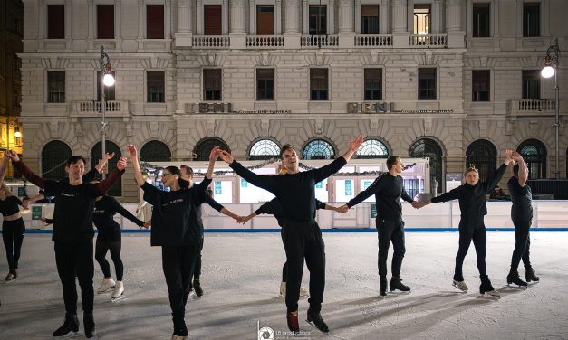 “Swan Lake on Ice”: la fotogallery della preview sulla pista di ghiaccio in piazza Ponterosso