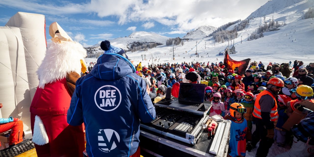 Il Vertical Winter Tour 2025 porta musica e divertimento sullo Zoncolan con Radio Deejay!