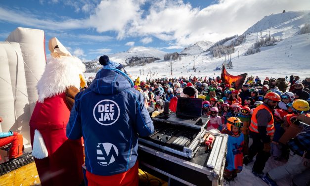 Il Vertical Winter Tour 2025 porta musica e divertimento sullo Zoncolan con Radio Deejay!