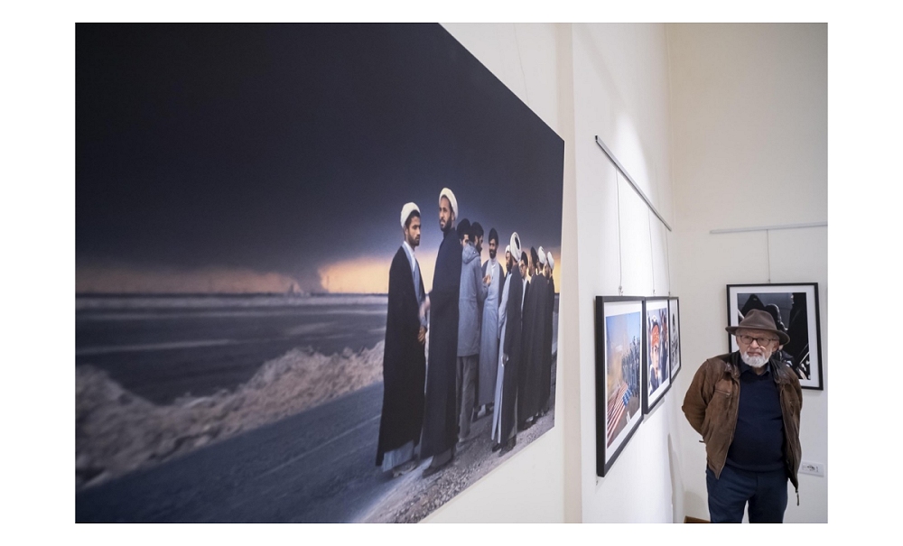 BAGNO DI FOLLA PER LA MOSTRA “EYEWITNESS: IRAN”, SGUARDI SULL’IRAN, INAUGURATA A PORDENONE NELL’AMBITO DEL FESTIVAL DEDICA