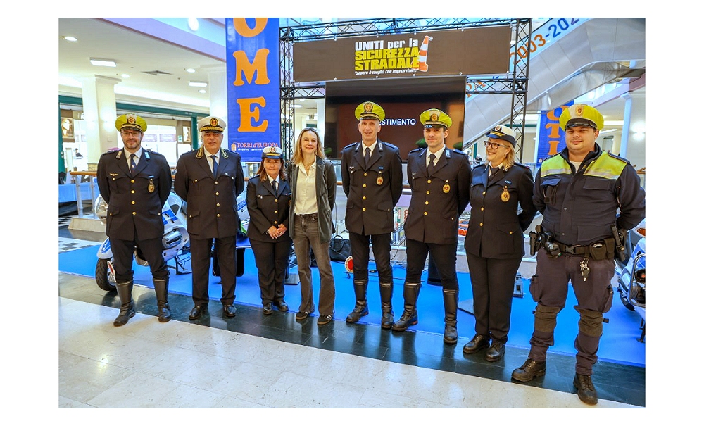 INAUGURATA AL CENTRO COMMERCIALE TORRI D’EUROPA LA 4ª EDIZIONE DI “UNITI PER LA SICUREZZA – SAPERE È MEGLIO CHE IMPROVVISARE”: UN WEEKEND ALL’INSEGNA DELLA SICUREZZA STRADALE