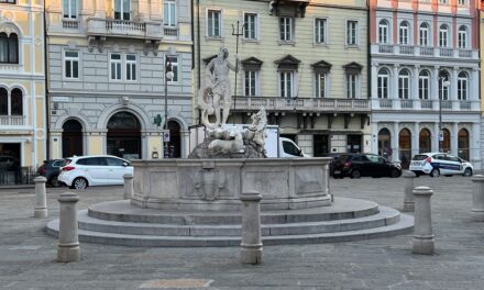 GIOVEDÌ 13 MARZO IN OCCASIONE DELLA GIORNATA MONDIALE DEL RENE LA FONTANA DEL NETTUNO SARA’ ILLUMINATA DI BLUETTE